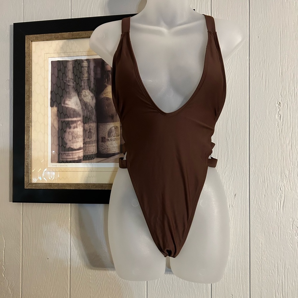 NWOT. Beautiful Brown Swimsuit. Size S. Company sent the wrong size.